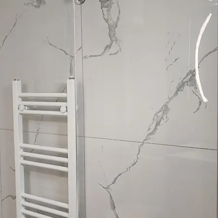 Allure Loft アパート