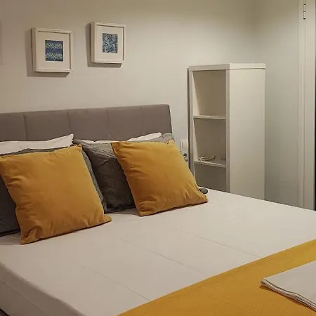 Allure Loft Néa Ankhíalos